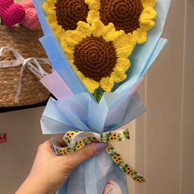 Crochet Sunflower Bouquet – Handmade Blooms of Sunshine & Happiness